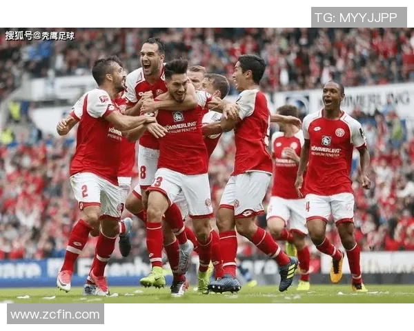 足球明星外号秃鹰的真实姓名与职业生涯成就揭秘