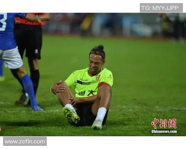 近期足球明星排名揭晓谁是当今足坛的绝对王者与新星